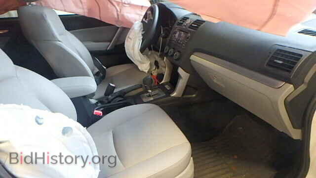 2015 SUBARU FORESTER - VIN: JF2SJAHC8FH482402 - Photo 5