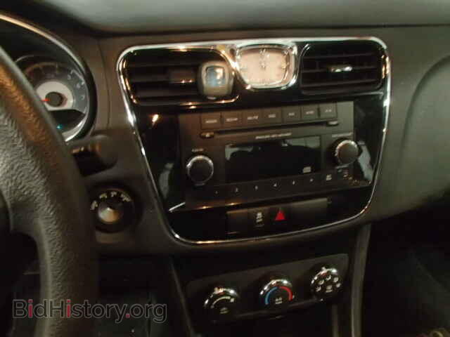 2012 CHRYSLER 200 - VIN: 1C3CCBAB4CN318599 - Фото 9
