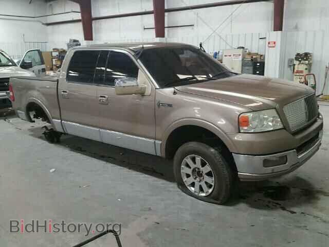 Photo 5LTPW18576FJ06953 - LINCOLN MARK LT 2006