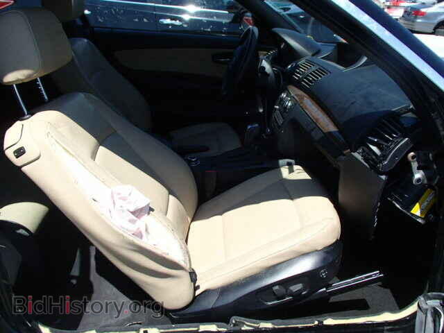 2011 BMW 1 SERIES - VIN: WBAUL7C58BVM79764 - Фото 5