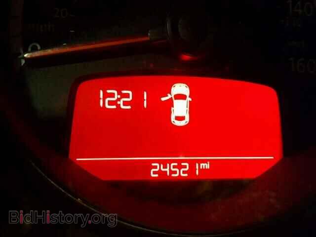 2013 VOLKSWAGEN BEETLE - VIN: 3VW5X7AT8DM831538 - Фото 8
