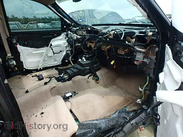 2011 GMC YUKON - VIN: 1GKS2MEF8BR252363 - Фото 5