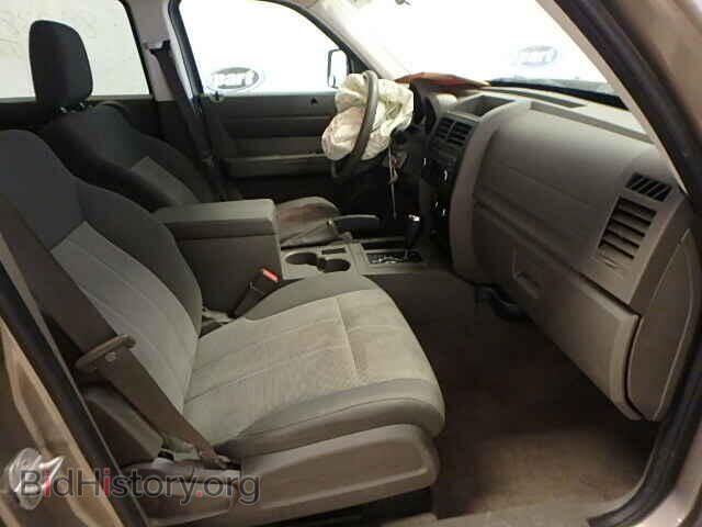 2007 DODGE NITRO - VIN: 1D8GT28K07W502779 - Photo 5