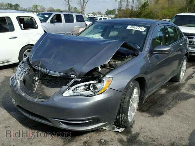 2013 CHRYSLER 200 - VIN: 1C3CCBAB9DN762367 - Фото 2