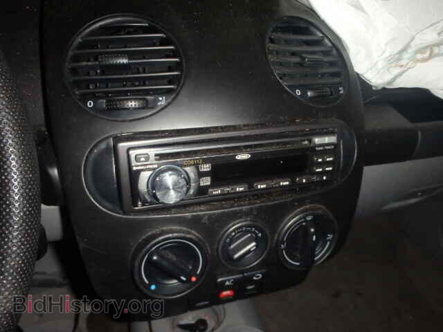 2000 VOLKSWAGEN BEETLE - VIN: 3VWCC21C8YM447190 - Фото 9