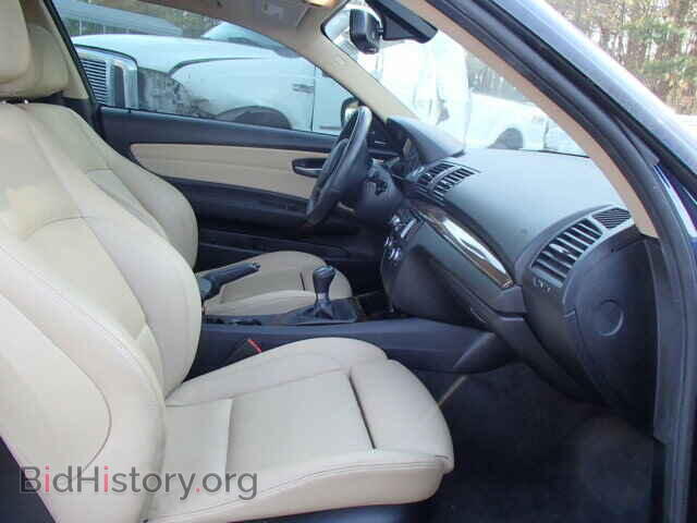 2011 BMW 1 SERIES - VIN: WBAUC9C54BVM10808 - Фото 5