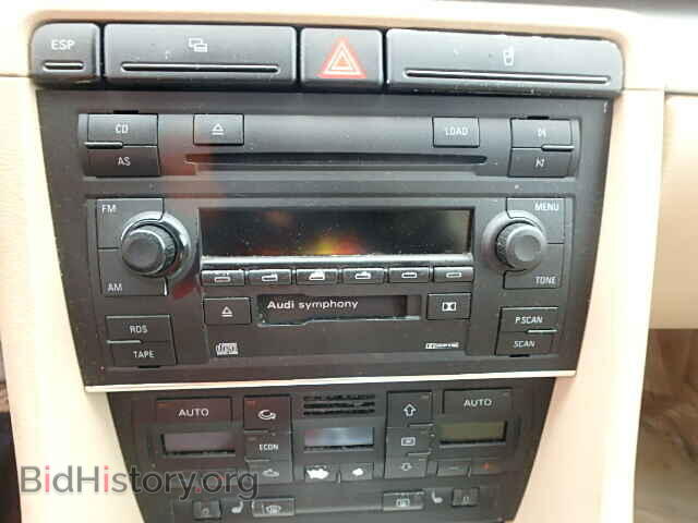 2002 AUDI A4 - VIN: WAULC68E42A176356 - Фото 9