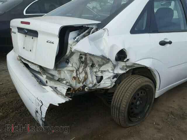 2005 FORD FOCUS - VIN: 1FAFP34N25W311372 - Фото 9