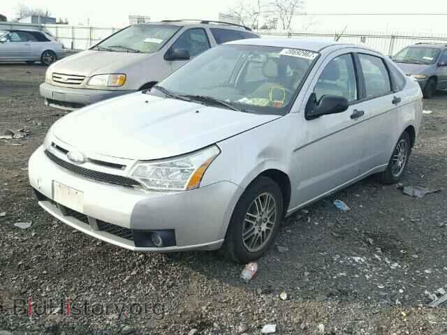 2011 FORD FOCUS - VIN: 1FAHP3FN8BW132061 - Фото 2