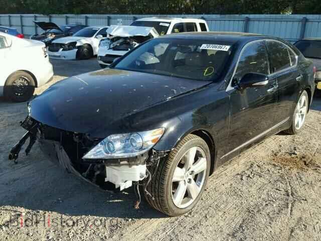 2012 LEXUS LS460 - VIN: JTHBL5EF2C5113240 - Photo 2