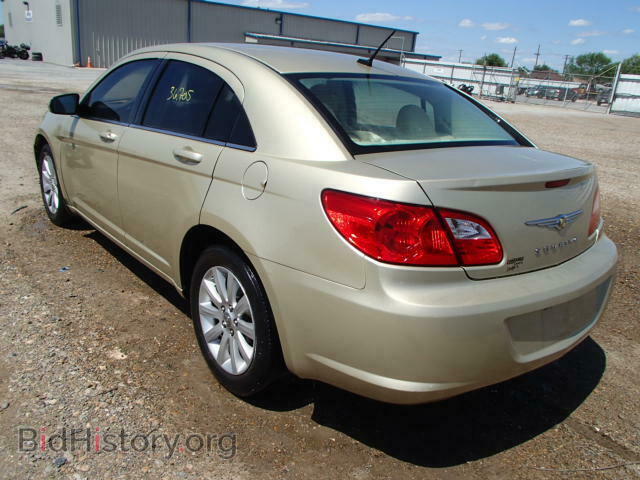 2010 CHRYSLER SEBRING - VIN: 1C3CC5FB9AN218764 - Фото 3