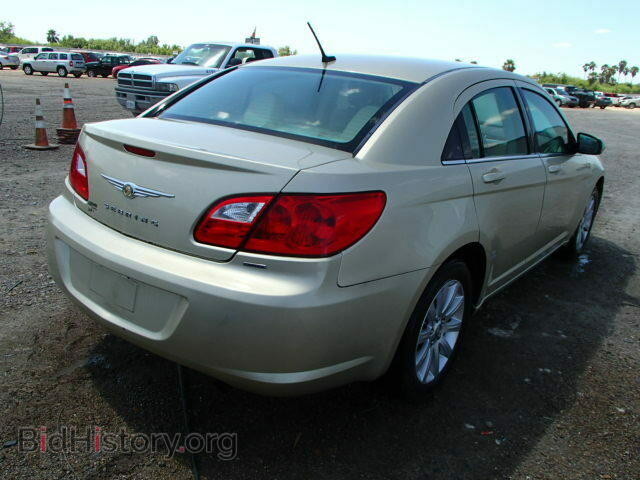2010 CHRYSLER SEBRING - VIN: 1C3CC5FB9AN218764 - Фото 4