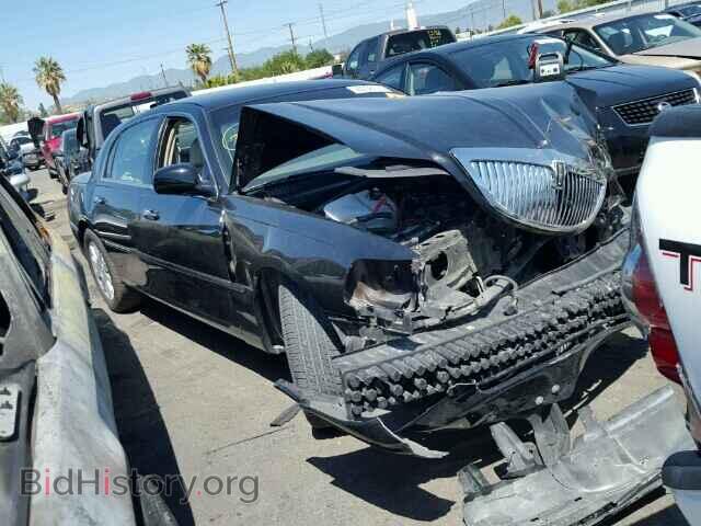 Photo 2LNHM82V49X620357 - LINCOLN TOWNCAR 2009