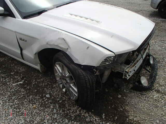 2013 FORD MUSTANG - VIN: 1ZVBP8CF9D5237952 - Фото 9