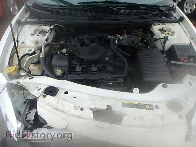 2004 CHRYSLER SEBRING - VIN: 1C3EL55R44N268323 - Фото 7