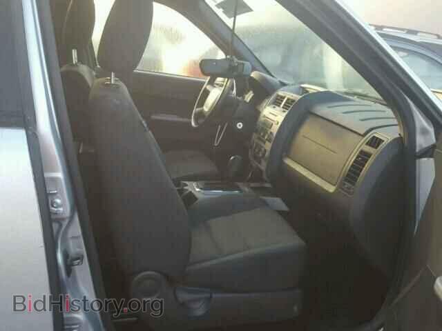 2011 FORD ESCAPE - VIN: 1FMCU0D77BKC21722 - Photo 5