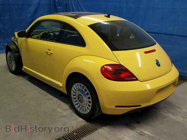 2014 VOLKSWAGEN BEETLE - VIN: 3VWJP7AT7EM611677 - Фото 3