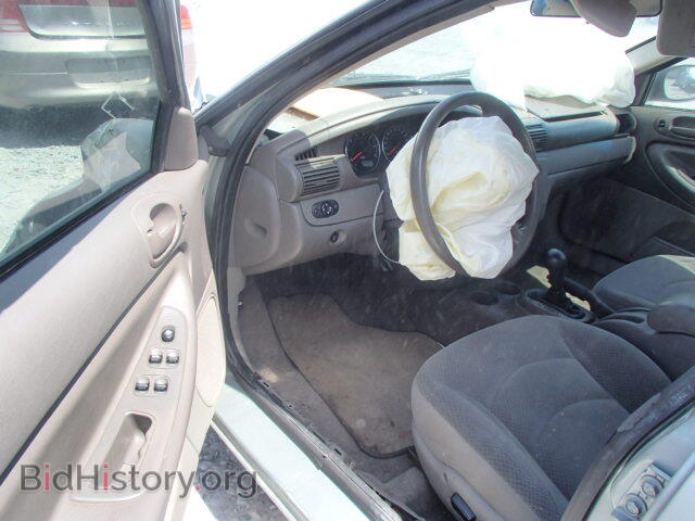 2004 CHRYSLER SEBRING - VIN: 1C3EL46X34N213711 - Фото 9