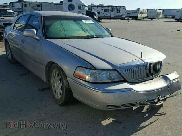 Photo 2LNHM82V29X622754 - LINCOLN TOWNCAR 2009
