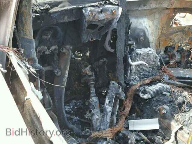2015 JEEP CHEROKEE - VIN: 1C4RJFBG3FC881818 - Фото 8