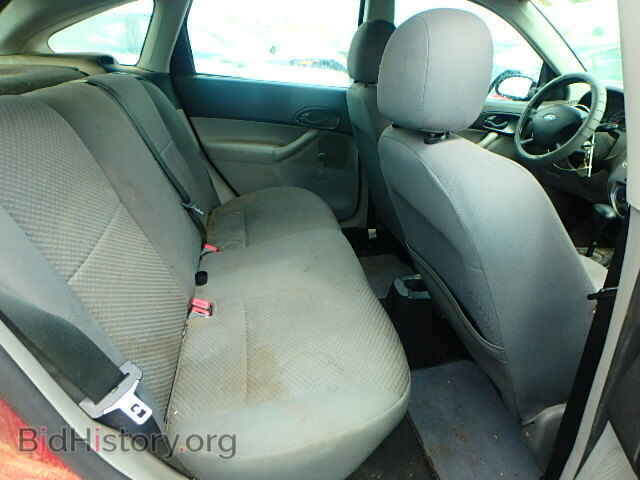2005 FORD FOCUS - VIN: 3FAFP37N75R120058 - Фото 6