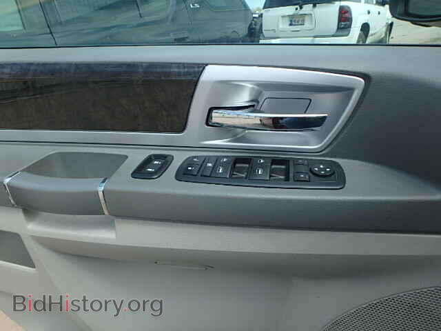 2010 DODGE CARAVAN - VIN: 2D4RN5D17AR145880 - Фото 10