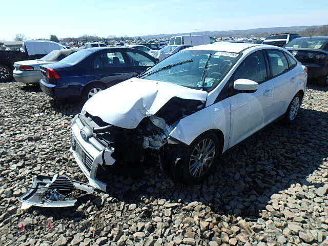 2012 FORD FOCUS - VIN: 1FAHP3F25CL132883 - Photo 2