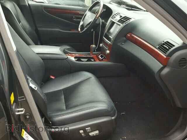 2011 LEXUS LS460 - VIN: JTHBL5EF2B5104889 - Photo 5