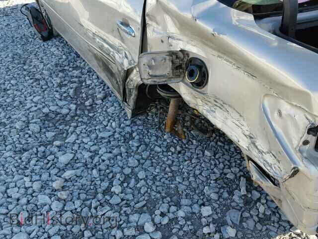 2002 LEXUS ES300 - VIN: JTHBF30G720035299 - Фото 9