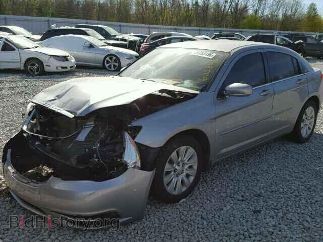 2013 CHRYSLER 200 - VIN: 1C3CCBAB0DN588477 - Фото 2