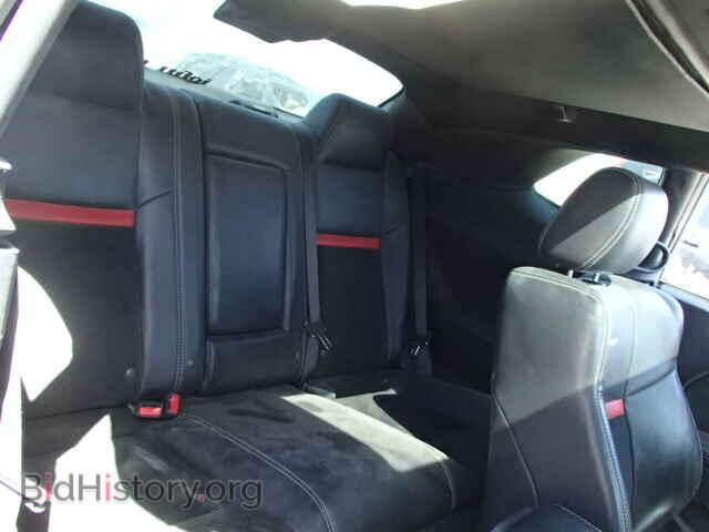 2010 DODGE CHALLENGER - VIN: 2B3CJ7DW3AH261882 - Фото 6