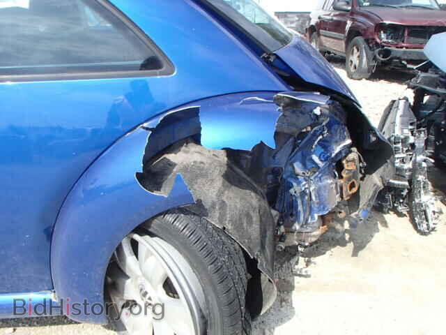 2003 VOLKSWAGEN BEETLE - VIN: 3VWCD21C63M441393 - Фото 9