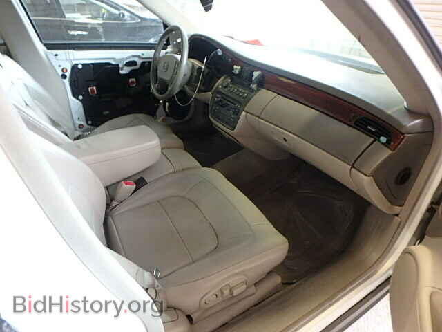 2004 CADILLAC DEVILLE - VIN: 1G6KD54Y64U244084 - Photo 5