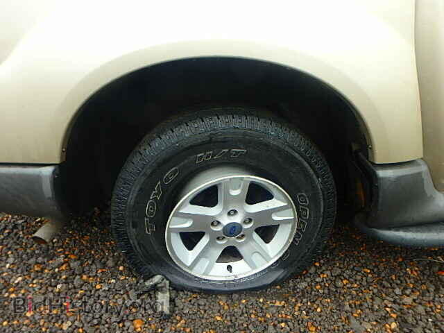2005 FORD EXPLORER - VIN: 1FMZU67K15UB40124 - Photo 10