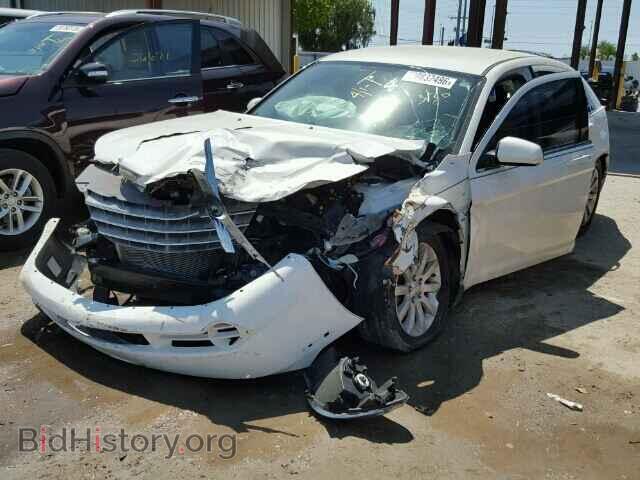 2010 CHRYSLER SEBRING - VIN: 1C3CC5FB8AN125945 - Фото 2