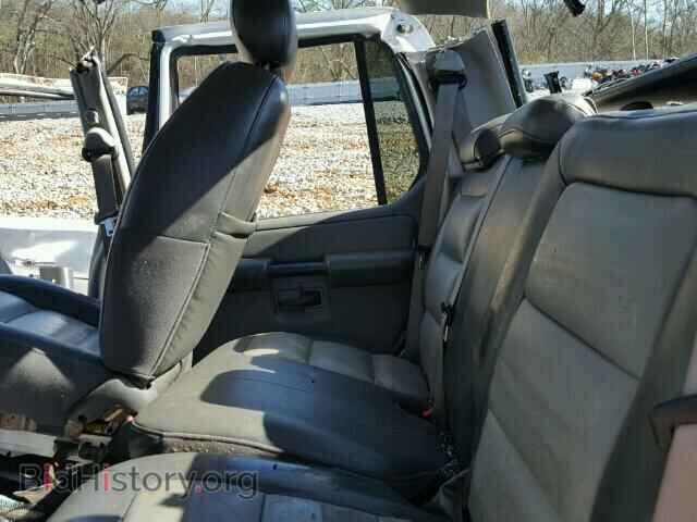 2005 FORD EXPLORER - VIN: 1FMZU67K35UB07156 - Photo 6
