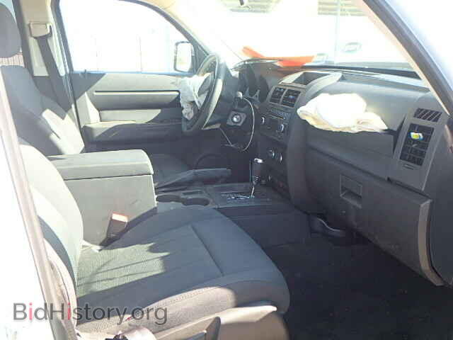 2011 DODGE NITRO - VIN: 1D4PT2GK0BW590101 - Photo 5