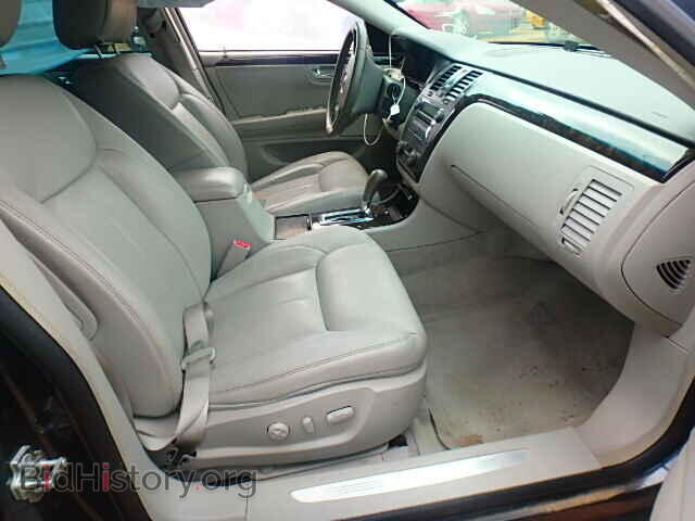 2010 CADILLAC DTS - VIN: 1G6KA5EY1AU125362 - Фото 5