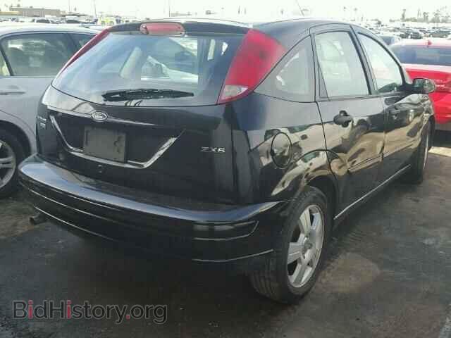 2005 FORD FOCUS - VIN: 3FAFP37N55R131592 - Фото 4