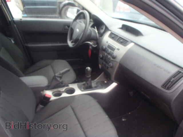 2009 FORD FOCUS - VIN: 1FAHP35N09W136410 - Photo 5