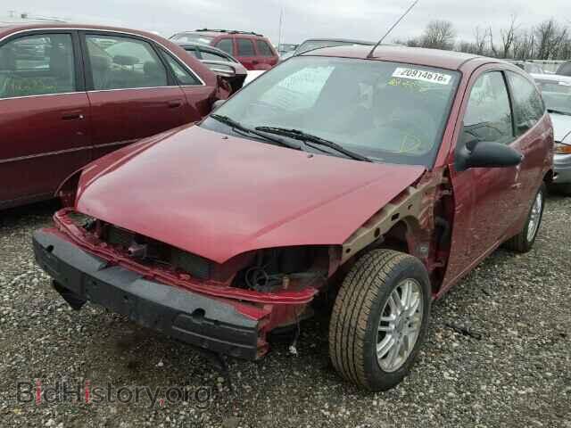 2005 FORD FOCUS - VIN: 3FAFP31NX5R151376 - Фото 2