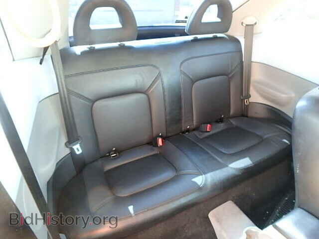 2000 VOLKSWAGEN BEETLE - VIN: 3VWCA21C4YM492780 - Фото 6