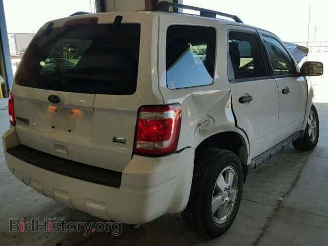 2011 FORD ESCAPE - VIN: 1FMCU0DG2BKA08970 - Photo 4