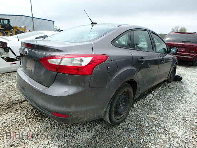 2012 FORD FOCUS - VIN: 1FAHP3E28CL270497 - Photo 4