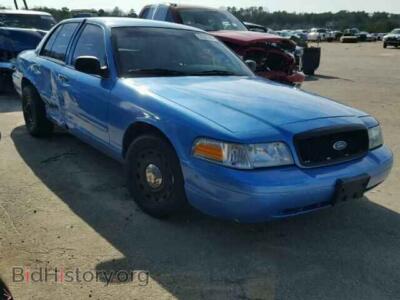 2003 Ford CROWN VIC, blue — VIN 2FAFP71W53X200885, Copart