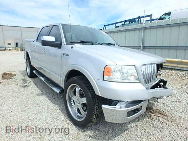 Photo 5LTPW18596FJ08302 - LINCOLN MARK LT 2006