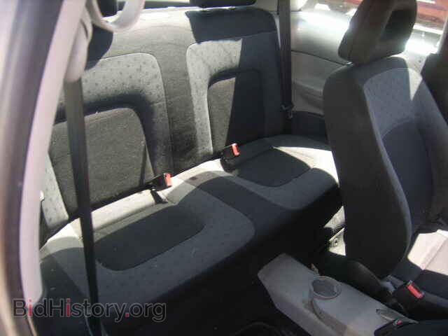 2000 VOLKSWAGEN BEETLE - VIN: 3VWBA21C9YM419299 - Фото 6