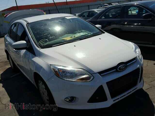 Photo 1FAHP3F26CL262798 - FORD FOCUS 2012