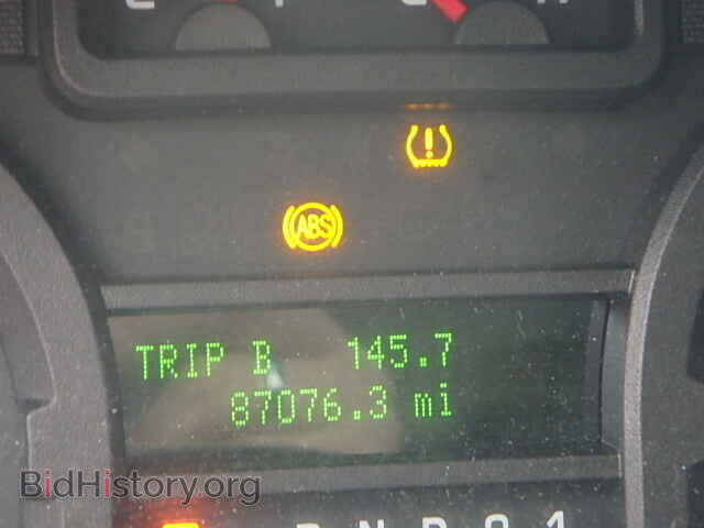 2011 FORD ECONOLINE - VIN: 1FBNE3BL1BDB34323 - Photo 8