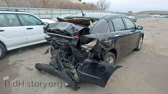 2013 CHRYSLER 200 - VIN: 1C3CCBCG8DN543098 - Photo 4